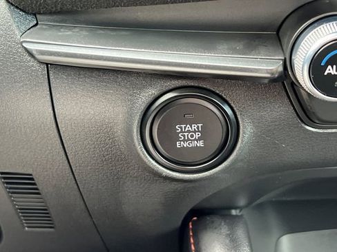 Certified 2025 MAZDA MAZDA3 Carbon AWD/4WD image 24