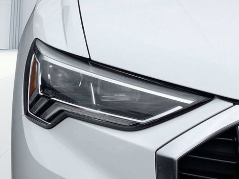 Used 2023 Audi Q3 2.0T Premium AWD/4WD image 9