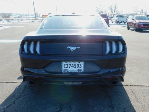 Used 2019 Ford Mustang Coupe image 7