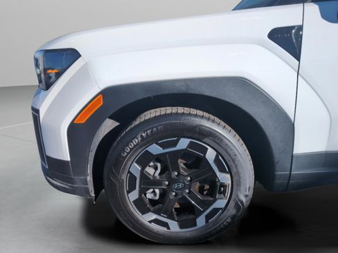 Used 2025 Hyundai Santa Fe SE image 33