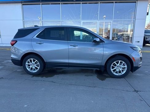 Certified 2024 Chevrolet Equinox LT image 6