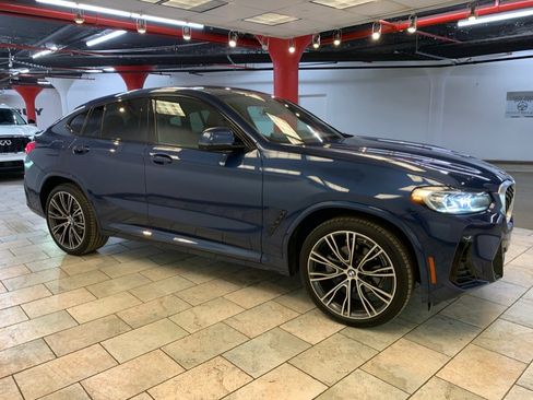 Used 2023 BMW X4 xDrive30i w/ M Sport Package AWD/4WD image 8