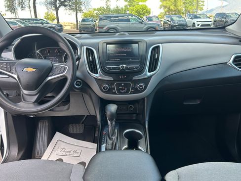 Used 2022 Chevrolet Equinox LT FWD image 20