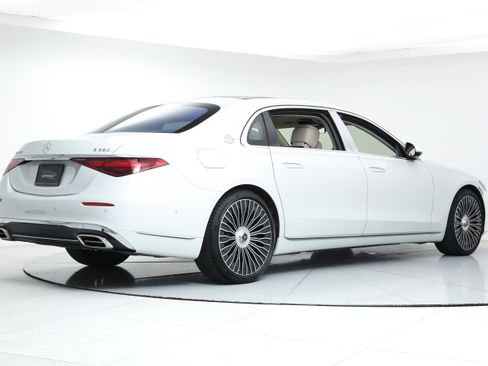 Used 2024 Mercedes-Benz Maybach S 580 4MATIC image 5