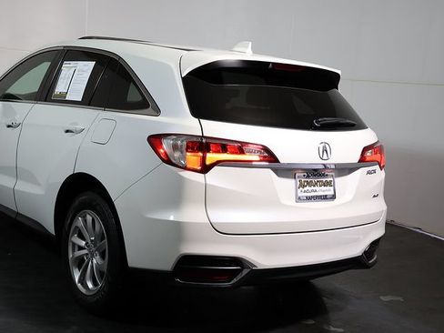 Used 2018 Acura RDX AWD image 11