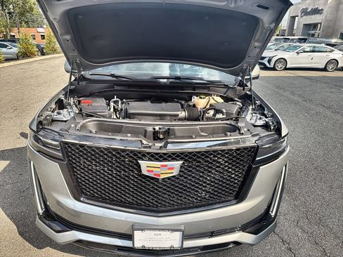 Used 2023 Cadillac Escalade Sport AWD/4WD image 18