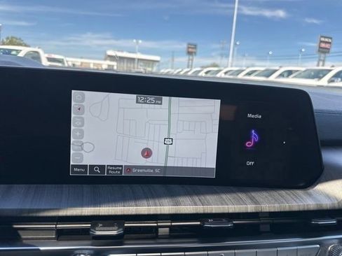 Used 2025 Kia Telluride SX Prestige image 37