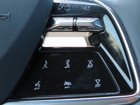 Certified 2024 Cadillac Lyriq Sport RWD image 16