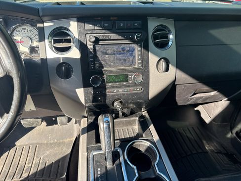 Used 2013 Ford Expedition EL Limited image 10