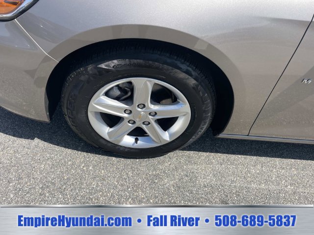 Used 2024 Chevrolet Malibu LT FWD image 12
