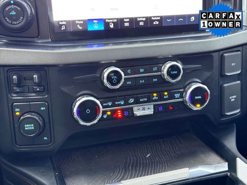 Used 2024 Ford F450 Platinum w/ FX4 Off-Road Package image 30