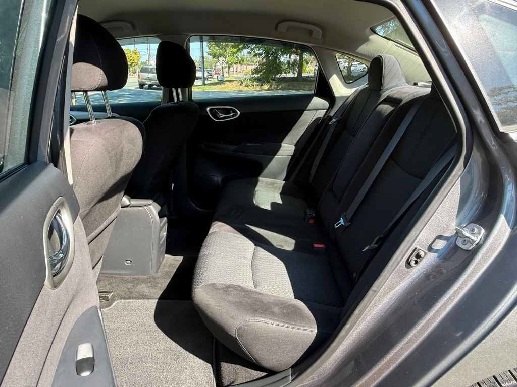 Used 2015 Nissan Sentra SR FWD image 10