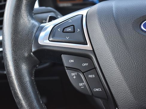 Used 2015 Ford Edge SEL w/ Equipment Group 201A image 6