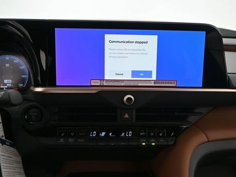 New 2026 Toyota Crown Signia AWD/4WD image 7