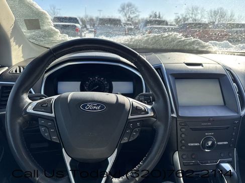 Used 2015 Ford Edge Titanium w/ Equipment Group 301A image 2