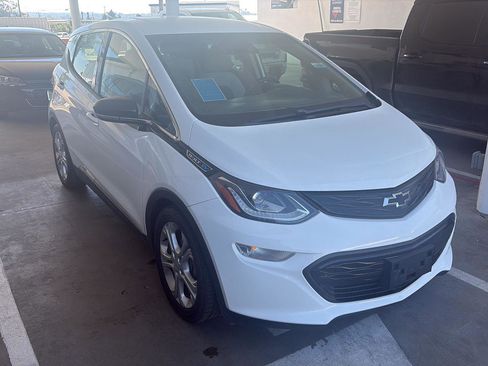 Used 2021 Chevrolet Bolt LT FWD image 3