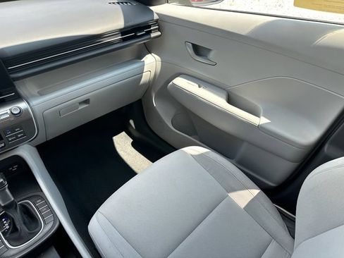 Used 2025 Hyundai Kona SEL FWD image 20