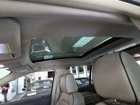 Used 2014 Lincoln MKX AWD w/ Equipment Group 102A image 35
