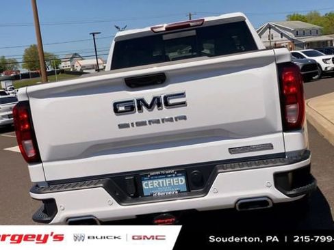 Used 2025 GMC Sierra 1500 Elevation w/ Elevation Premium Package AWD/4WD image 9