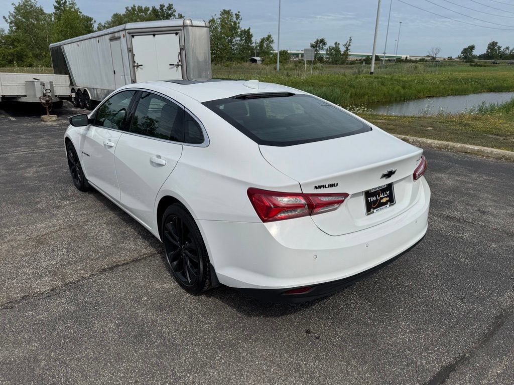 Certified 2022 Chevrolet Malibu LT FWD image 5