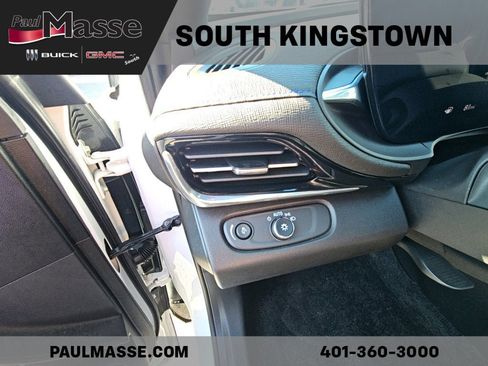 Used 2024 Buick Envista Sport Touring w/ Convenience I Package image 13