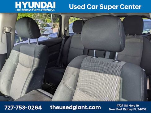 Used 2018 Nissan Pathfinder SV w/ SV Tech Package AWD/4WD image 3