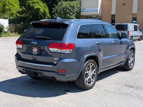 Used 2019 Jeep Grand Cherokee Overland AWD/4WD image 3