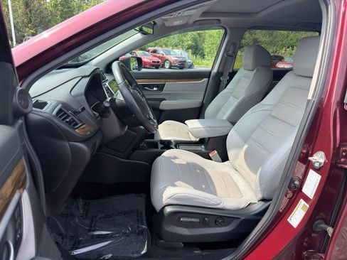 Used 2019 Honda CR-V Touring image 12