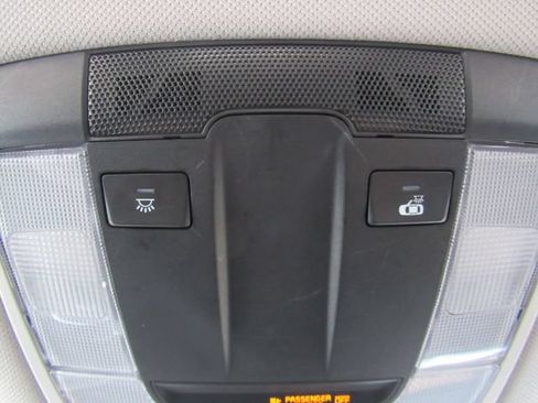 Used 2021 Kia Sorento S FWD image 57