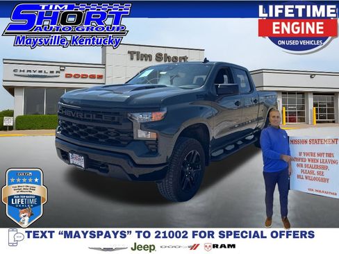 Used 2025 Chevrolet Silverado 1500 Custom Trail Boss w/ Turbomax Blackout Package image 1