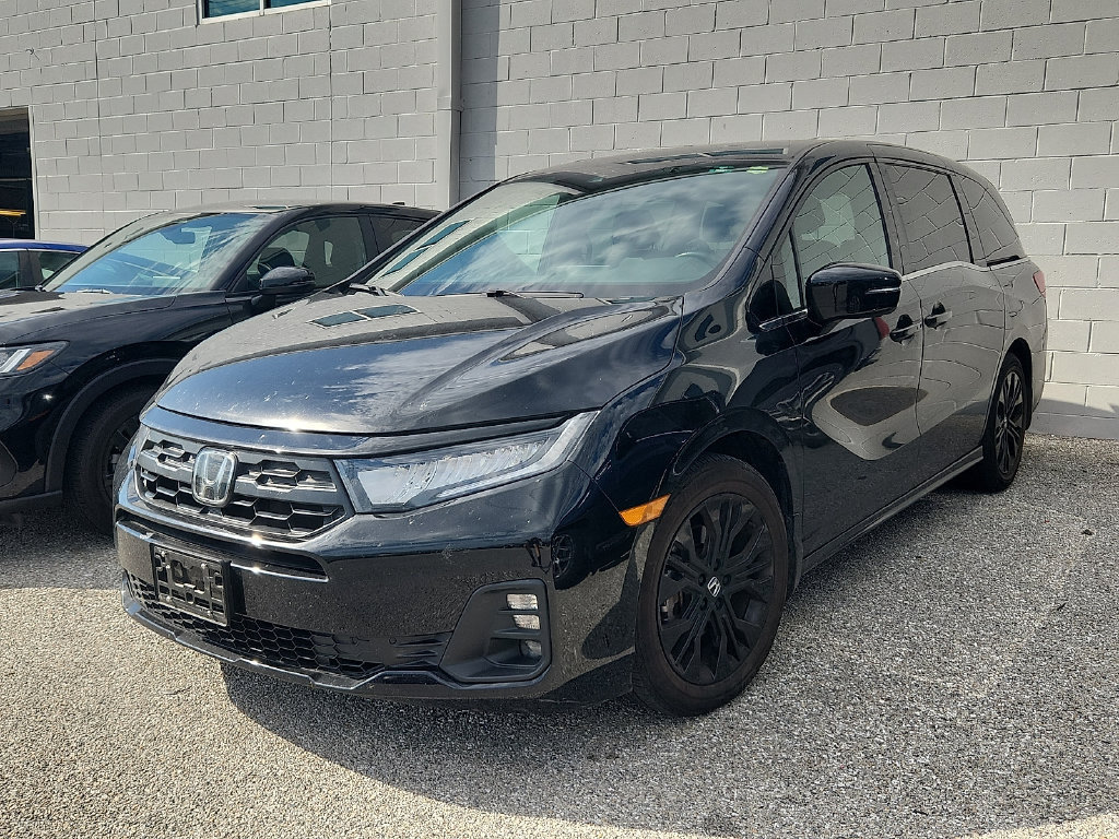 Used 2025 Honda Odyssey Sport-L image 3