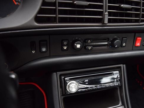 Used 1993 Porsche 968 image 42