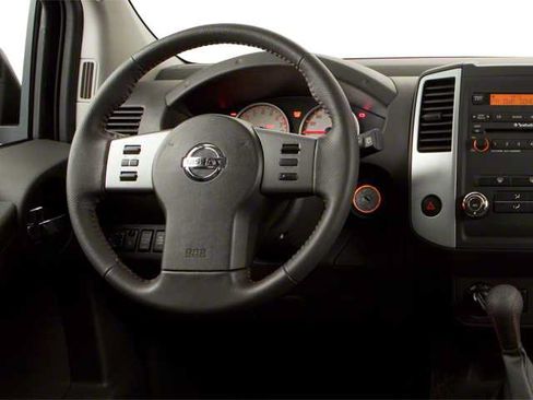 Used 2012 Nissan Xterra PRO-4X w/ Pro-4x Leather Pkg AWD/4WD image 4