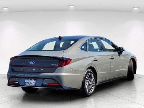 Certified 2022 Hyundai Sonata Limited FWD image 6