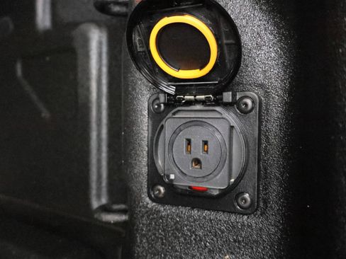 Used 2024 Chevrolet Silverado 2500 LT w/ Z71 Sport Edition image 34