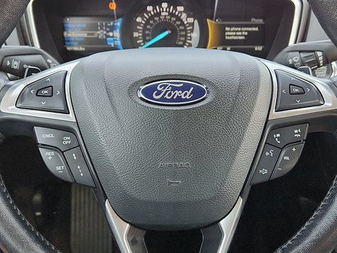 Used 2017 Ford Fusion Titanium FWD image 11