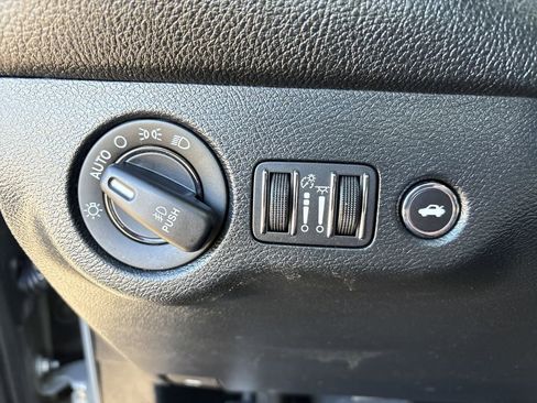 Used 2018 Dodge Challenger R/T Scat Pack image 11