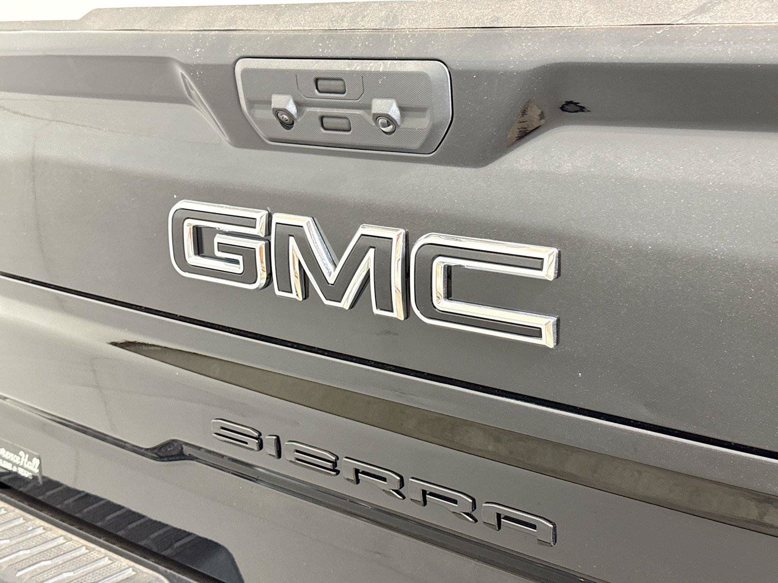 New 2026 GMC Sierra 1500 AT4 w/ AT4 Premium Package AWD/4WD image 18