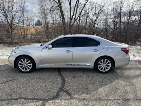 Used 2012 Lexus LS 460 image 5