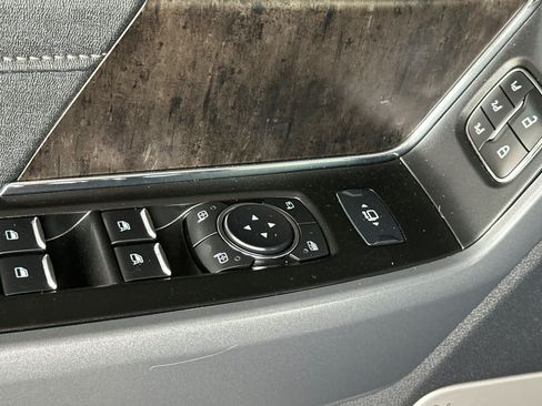 Certified 2023 Ford F350 Lariat w/ Lariat Ultimate Package AWD/4WD image 13