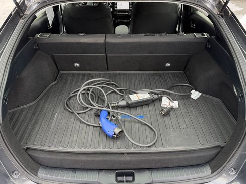 Used 2021 Toyota Prius Prime LE image 5