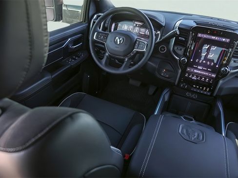 Used 2025 RAM 3500 Laramie w/ Sport Appearance Package image 30