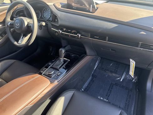 Certified 2025 MAZDA CX-30 AWD 2.5 S w/ Premium Package image 26