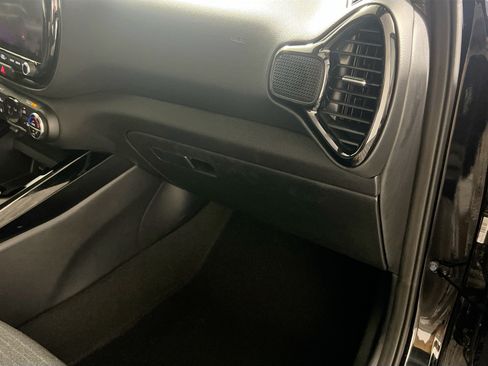 Used 2023 Kia Soul EX FWD image 34