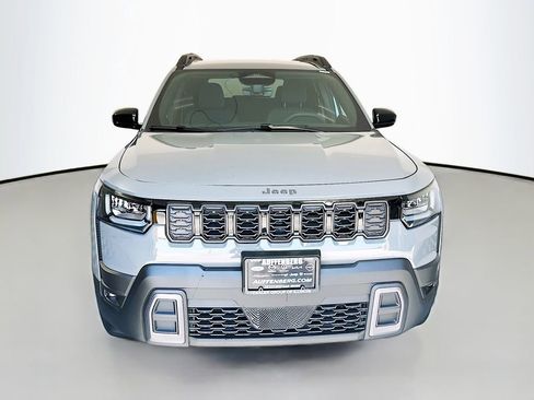 New 2026 Jeep Cherokee Laredo image 2