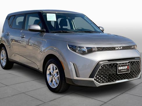 Used 2024 Kia Soul LX w/ Option Group 015 image 3