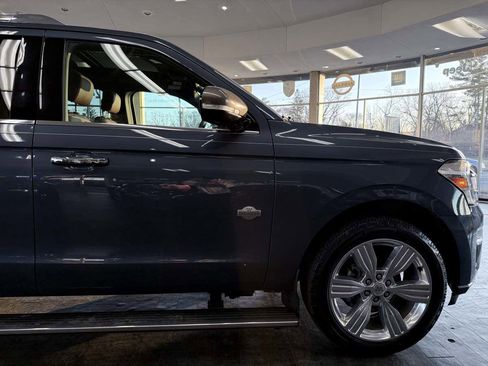 Used 2022 Ford Expedition Max King Ranch image 6