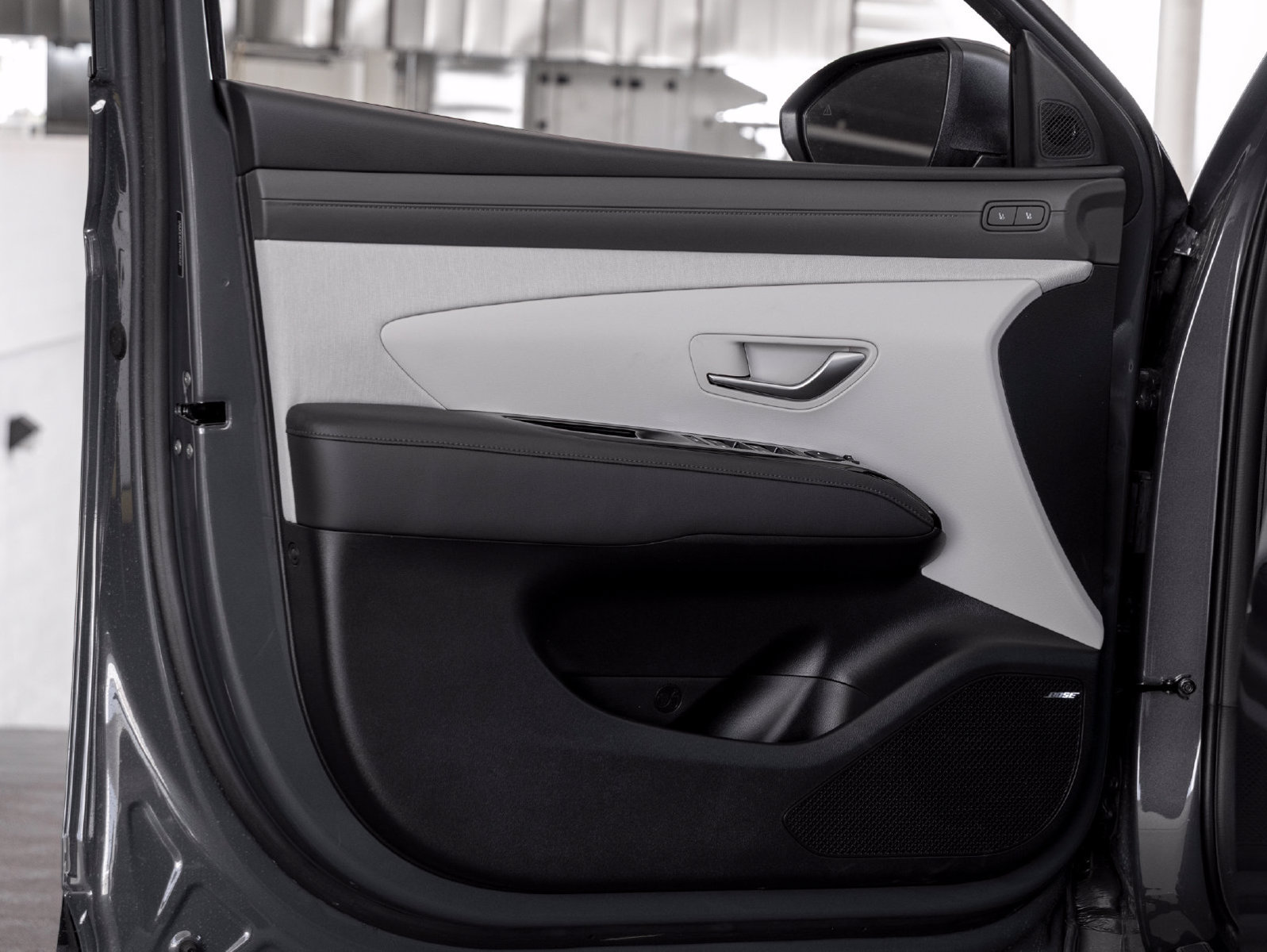 New 2026 Hyundai Tucson Limited FWD image 9