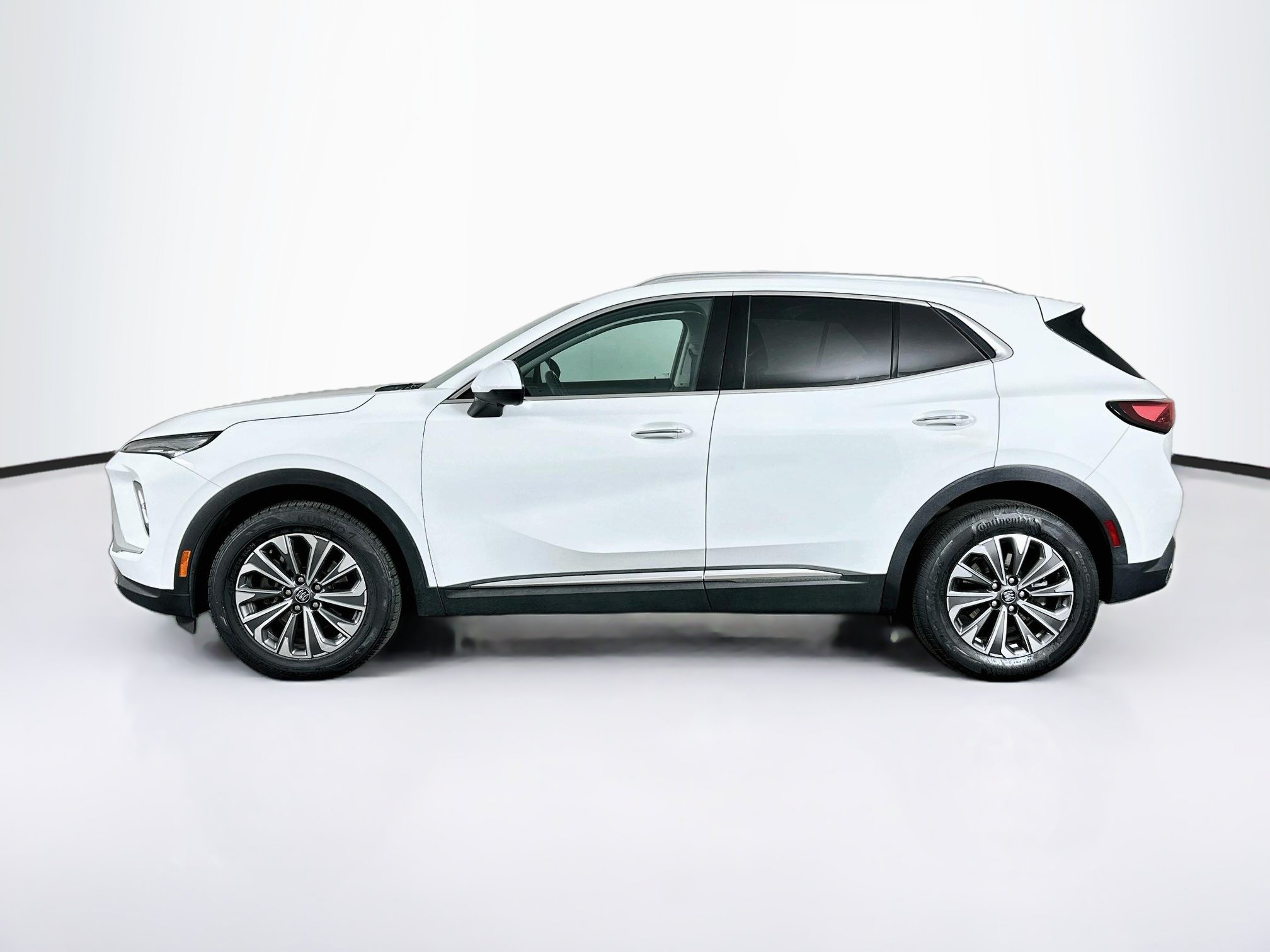 Used 2024 Buick Envision Preferred AWD/4WD image 4