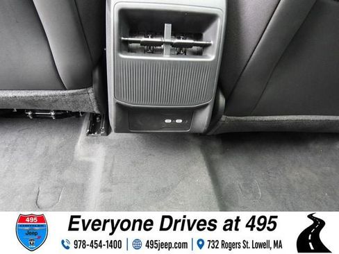 New 2026 Jeep Cherokee Limited AWD/4WD image 15